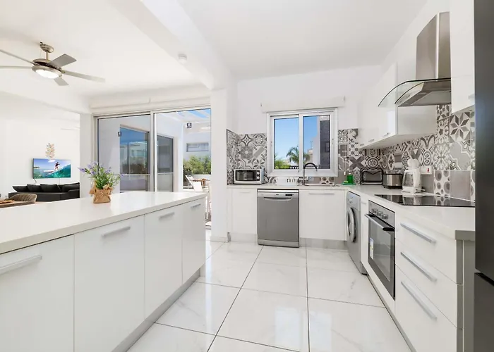 Villa Elite Blu Heights Ayia Napa