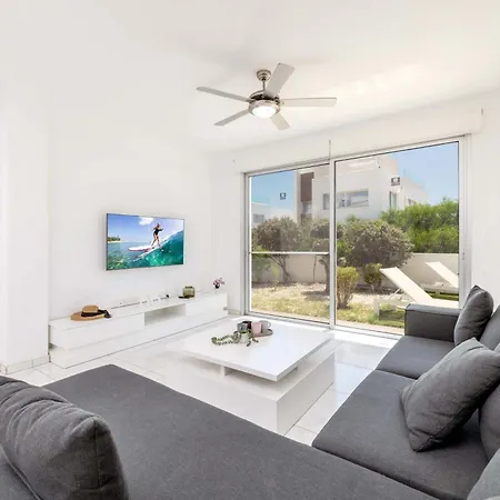 Elite Blu Heights Villa Ayia Napa
