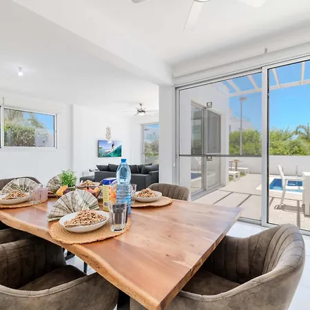 Elite Blu Heights Ajía Nápa