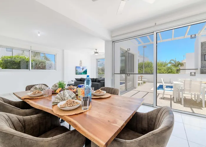 Elite Blu Heights Ajia Napa